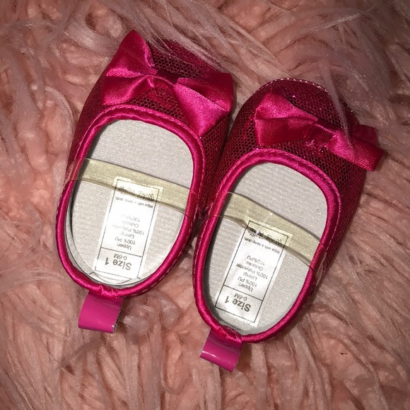Brand new baby girl shoes 0-3m - Picture 1 of 4